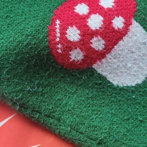 🍄 Open Front Mushroom Sweater - Picture 6 of 7